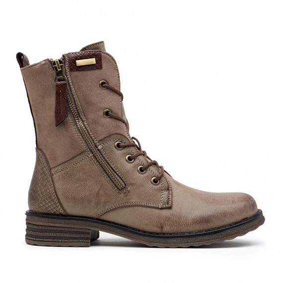 Ankle boot in a mix of materials for autumn and winter