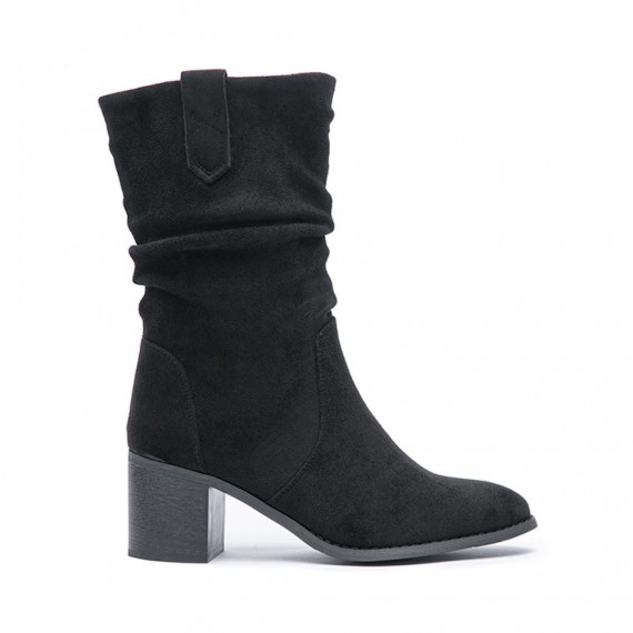 Ankle boot in a mix of materials for autumn and winter