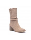 Ankle boot in a mix of materials for autumn and winter