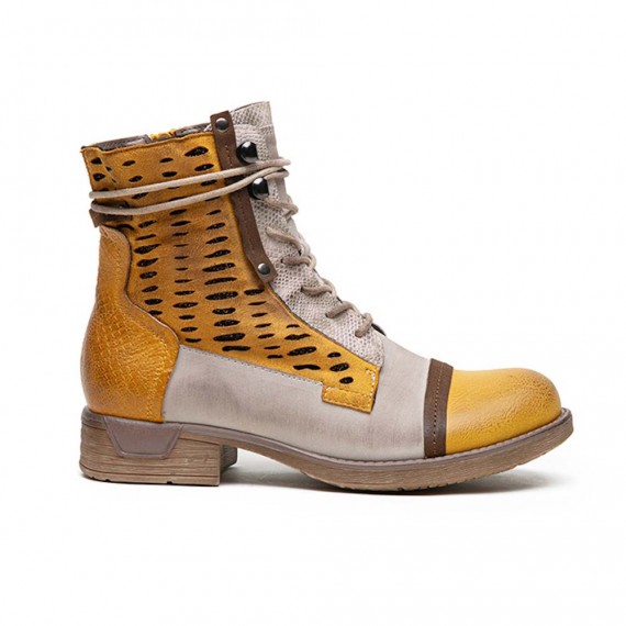 Ankle boot in a mix of materials for autumn and winter