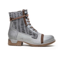 Ankle boot in a mix of materials for autumn and winter