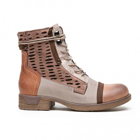 Ankle boot in a mix of materials for autumn and winter