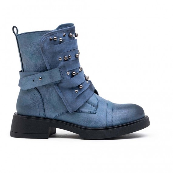 Ankle boot in a mix of materials for autumn and winter