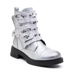 Ankle boot in a mix of materials for autumn and winter