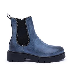 Ankle boot in a mix of materials for autumn and winter