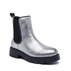 Ankle boot in a mix of materials for autumn and winter