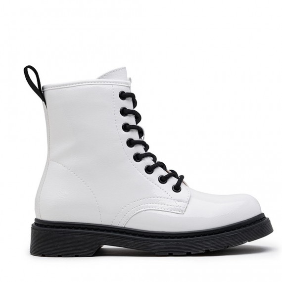 Ankle boot in a mix of materials for autumn and winter