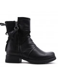 Ankle boot in a mix of materials for autumn and winter
