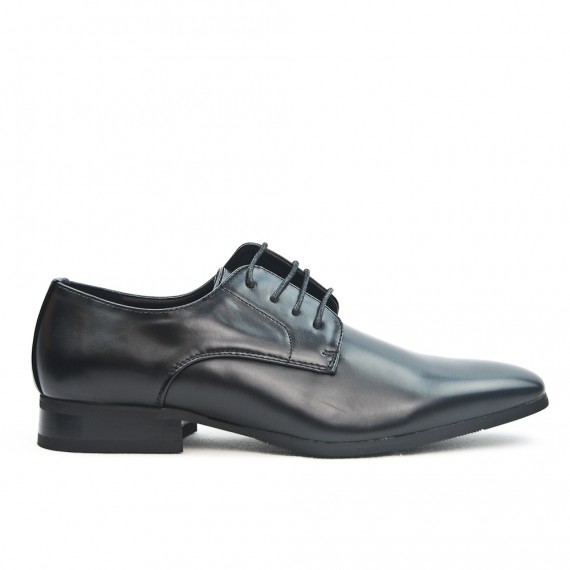 Black lace derby