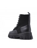 Ankle boot in a mix of materials for autumn and winter