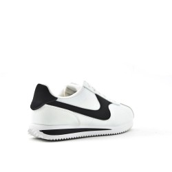 Women's faux leather sneaker