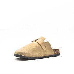 Mule noire décoré en métal doré