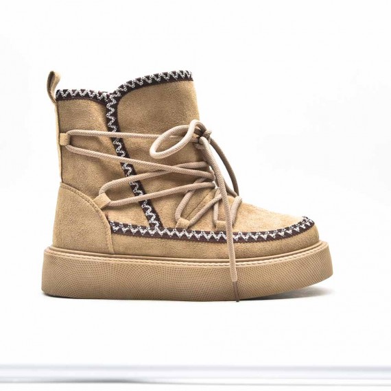 Botines clásicos de pelo para mujer.