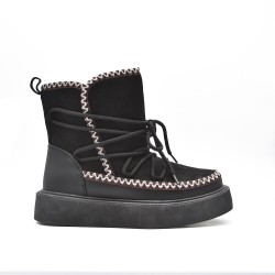 Botines clásicos de pelo para mujer.