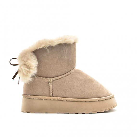 Botines clásicos de pelo para mujer.