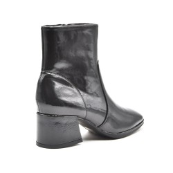 Bottines style santiag en simili cuir
