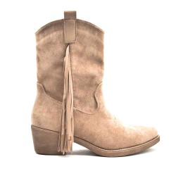 Ankle boot in faux suede
