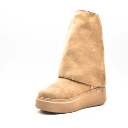 Botines clásicos de pelo para mujer.