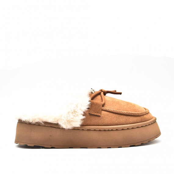 Pantoufle mule avec bande de fourrure