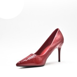 Escarpin en simili cuir à talon 