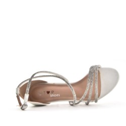 Pumps adorned with rhinestones