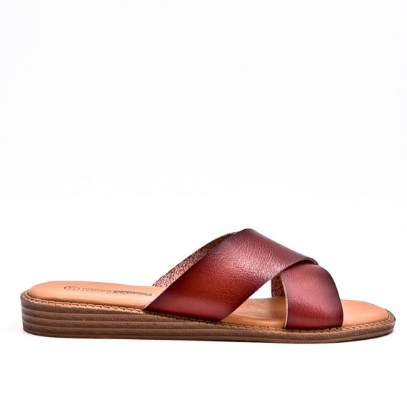 Sandals in faux leather for women