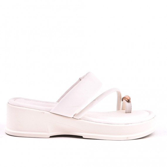 Flat sandals in a material mix for women