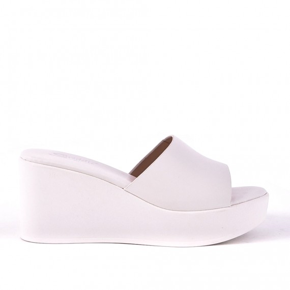 Sandalia cuña efecto piel para mujer