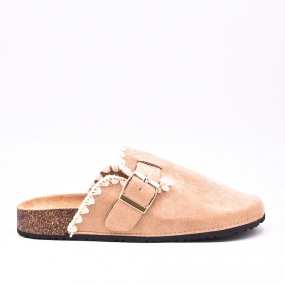 Pantoufle mule brodée