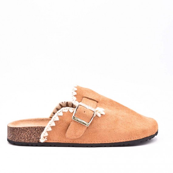 Pantoufle mule brodée