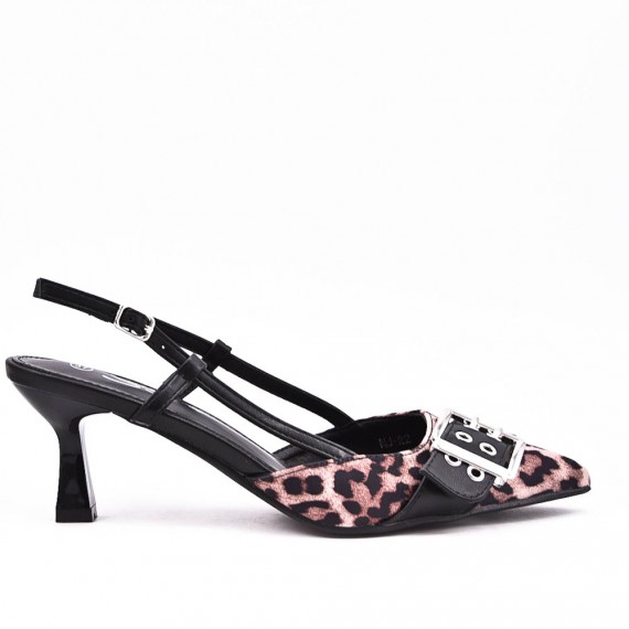 Heeled pump