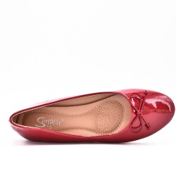 Ballerine en vernis à nœud
