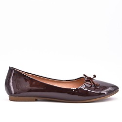 Ballerine en vernis à nœud