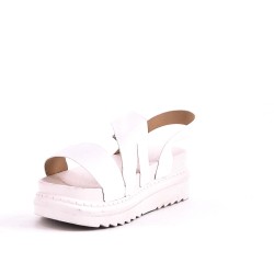 Women's flat slippers