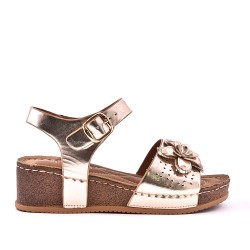 Mixed material wedge sandal