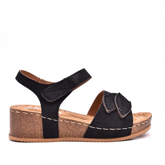 Mixed material wedge sandal