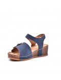 Mixed material wedge sandal