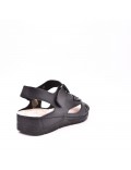 Sandale en simili cuir noire à talon compensé