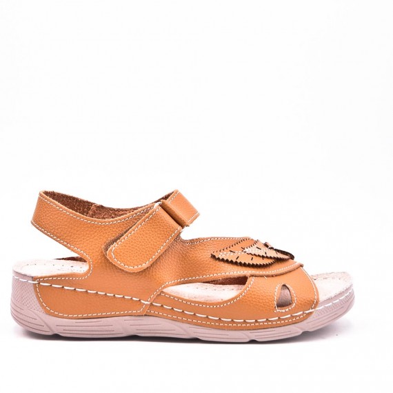 Sandale en simili cuir noire à talon compensé