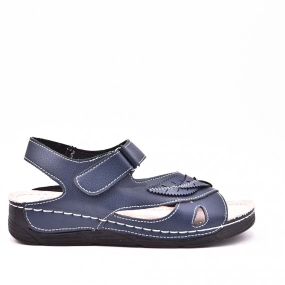 Sandale en simili cuir noire à talon compensé