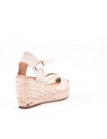 Sandalia cuña bordada