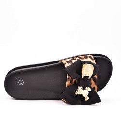 Women's bow slide