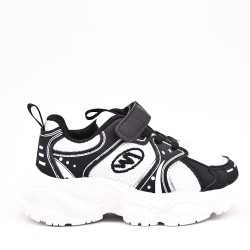 Children's basket with scratch