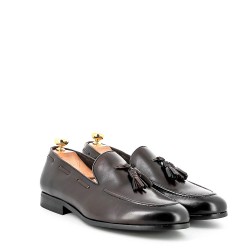 Leather derby with fringe