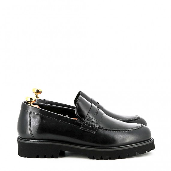 Leather derby shoe