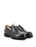 Leather derby shoe