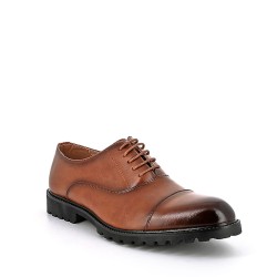 Derby de piel sintética con cordones