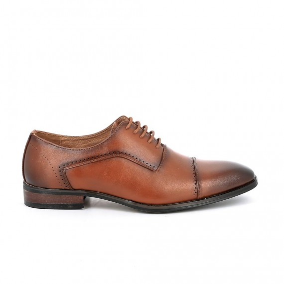 Derby de piel sintética con cordones