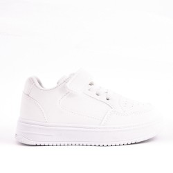 Canasta infantil con rasguño