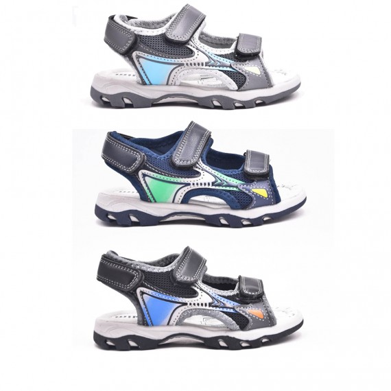 Children's sandal with velcro